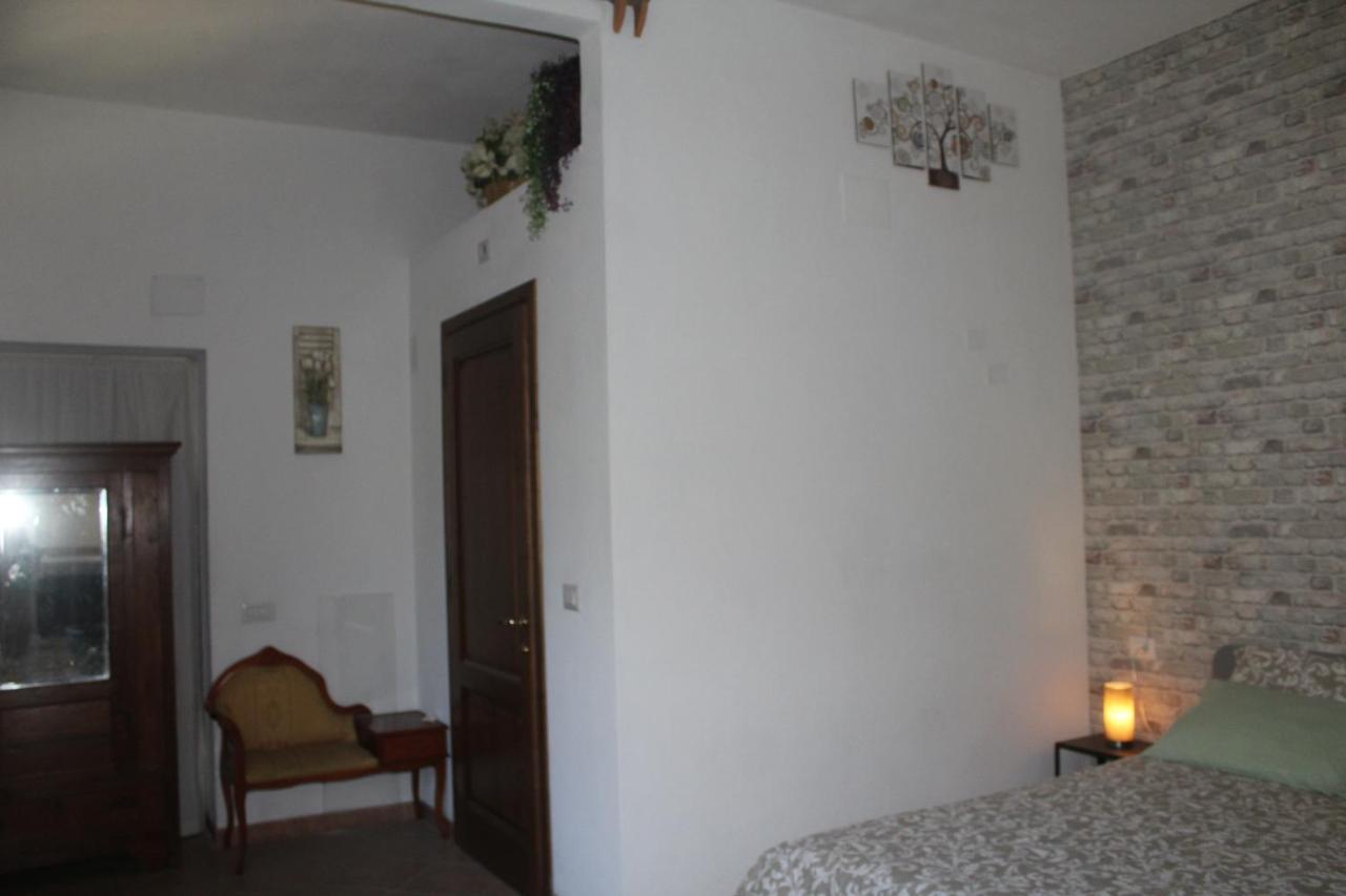 Agriturismo Podere I' Caldino Troghi Buitenkant foto